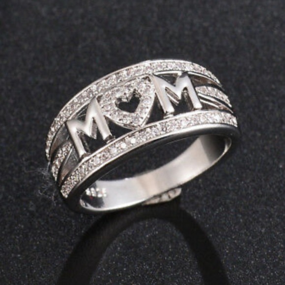 NEW 925 Sterling silver Diamond MOM Ring - Picture 3 of 3